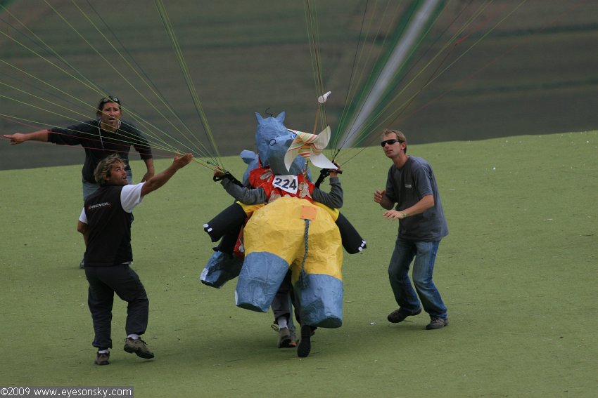 Fly-Parapente/icare/2009/part1/IMG_8588.jpg