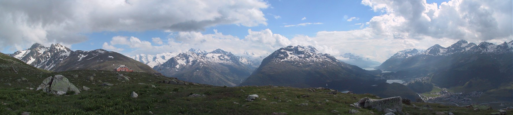 Suisse/Grisons/SaintMoritz/Samedan/pano2g.jpg