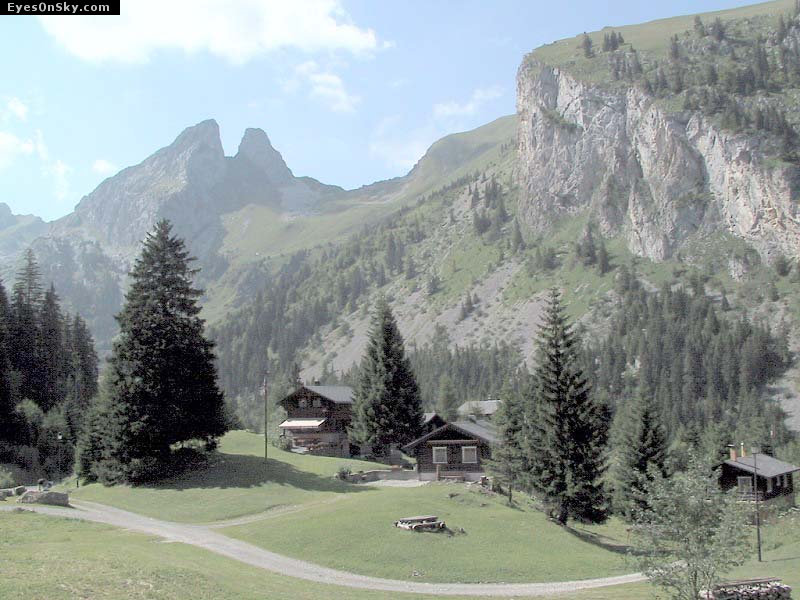 Suisse/Valais/Tanay/20010725/117-1794_imgg.jpg